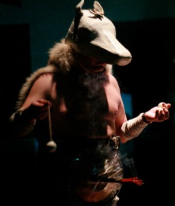 Jaan Klõsheiko foto Andrus Joonasest performants "Erwartung" 2007.