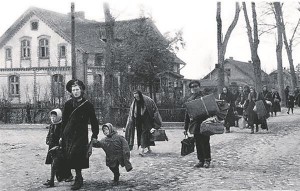 Ida-Preisimaalt põgenevad perekonnad 1940. aastate teises pooles. 