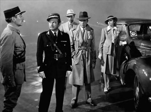 Hea loo aluseks piisab teinekord vaid ühest arhetüübist, kuid „Casablanca“ žanrilise eklektika alusel (seiklusfilm, patriootiline film, uudistesaade, põgenike odüsseia, spiooni­film) käivituvasse igihaljaste arhetüüpide intriigi haaratakse müütilist äratundmist lubavad Võlu-uks, Tõotatud Maa, Pikk Ootus, Barbarid, Mäng Elu ja Surmaga.       