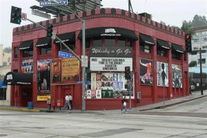 New Yorgil oli kuulus klubi CBGB, Los Angelesel Whisky a Go Go. Hamburgi Starclub aga oli juba 1969. aastal uksed sulgenud. Saksamaa oli igav. Ameerika põnev. 