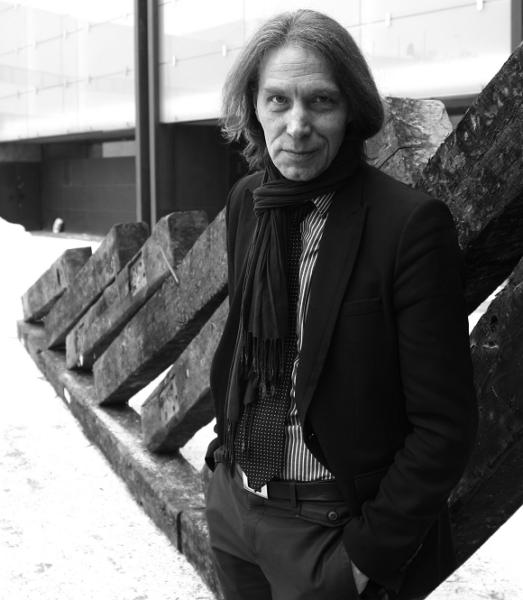 Raoul Kurvitza suurim projekt on elada kunstnikuna