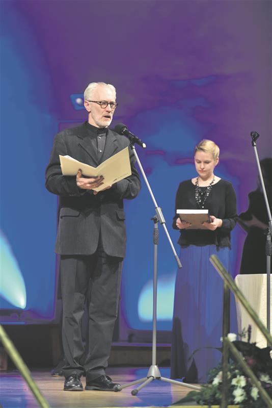 Raul Talmar peab oluliseks koorijuhi ameti taas au sisse tõstmist.  