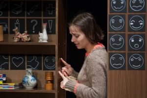 Teater, millist jääb üha vähemaks