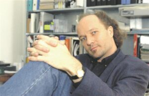 Helide kaudu vaikuse poole