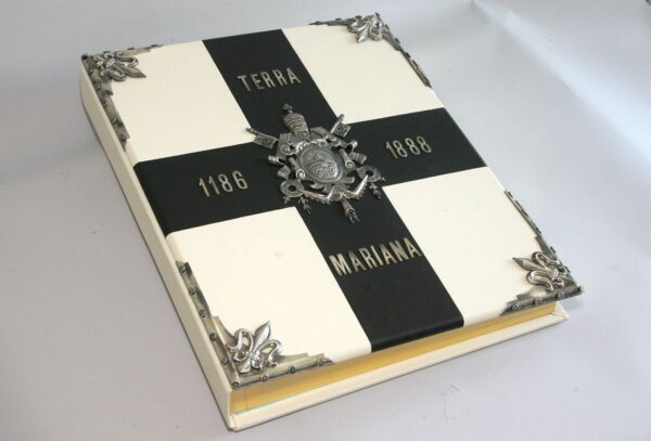 Läti kingib Eestile unikaalse ajalooallika Terra Mariana koopiad