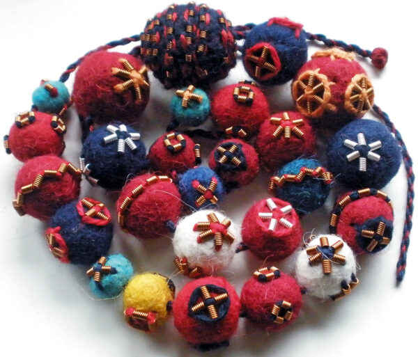 Uue Kunsti Muuseumis näitus “MEIE, SOOMEUGRILASED”!