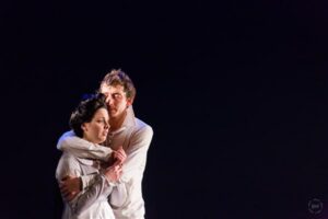 &bdquo;Valgete &ouml;&ouml;de&ldquo; kestev hurm