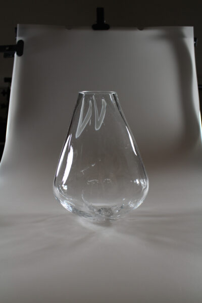 EKA klaasikunsti osakonna magistritöö näitus Hop galeriis