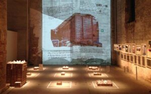 Veneetsia arhitektuuribiennaal kutsub &uuml;les  teostama v&otilde;imatut