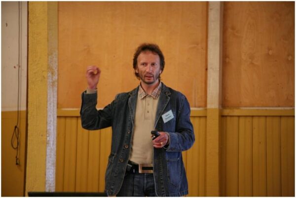 Pilvedes h&otilde;ljuv vajadusteooria