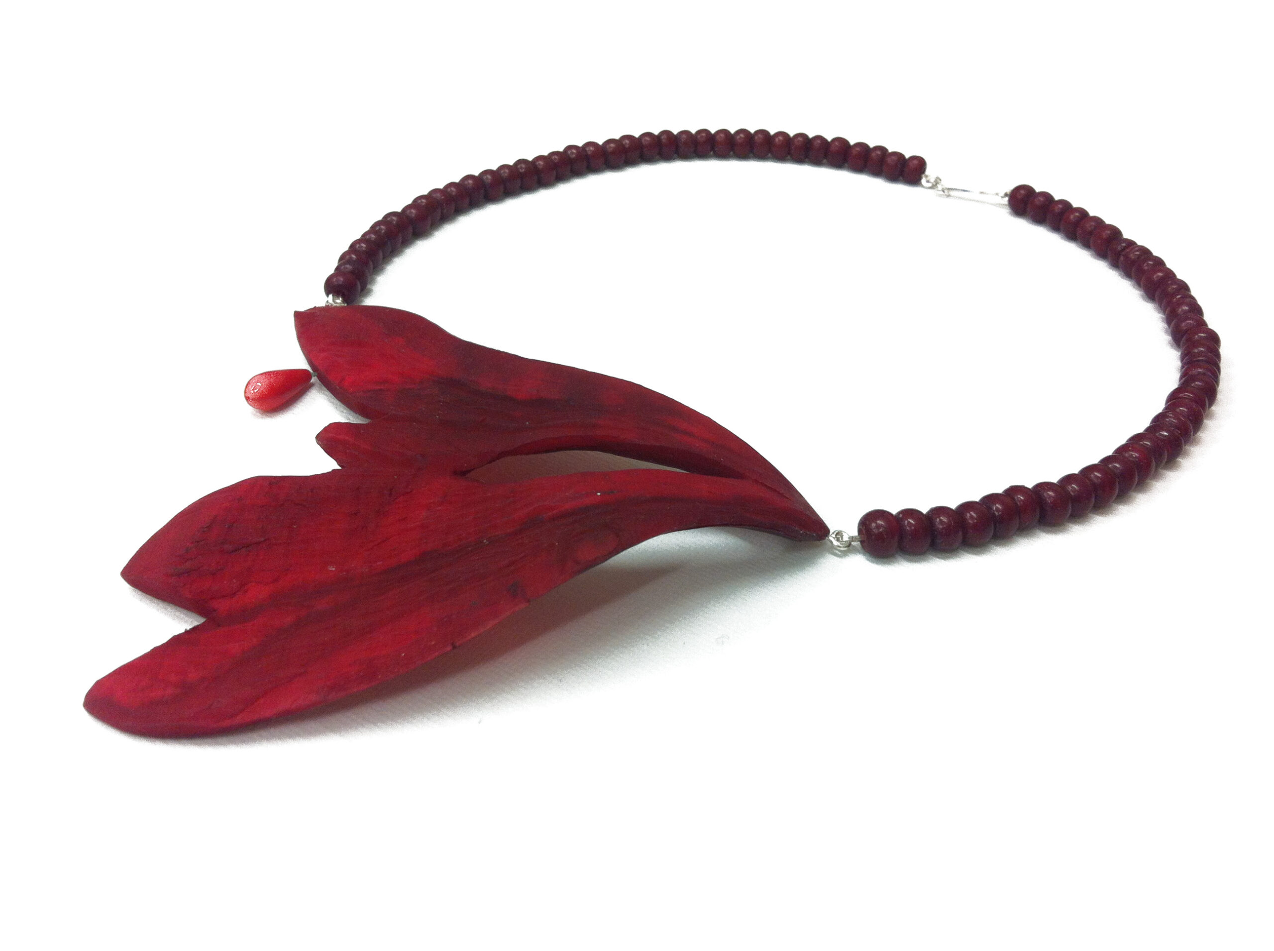 Kätrin Beljaevi ehtenäitus „Berberis vulgaris“ A-galerii Seifis