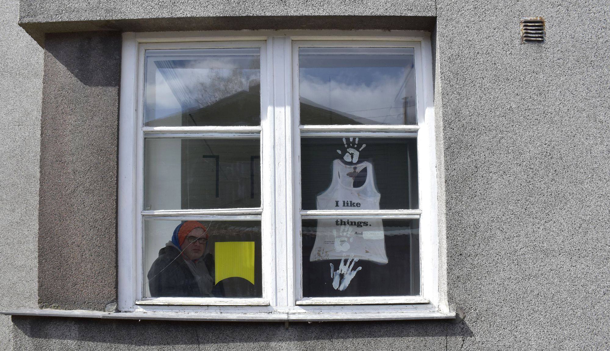 Pärnu  (m)Moodsa Kunsti näitus „AKNAD“