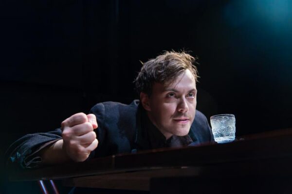 Teen&auml;itaja p&otilde;rgu seitsmendas ringis