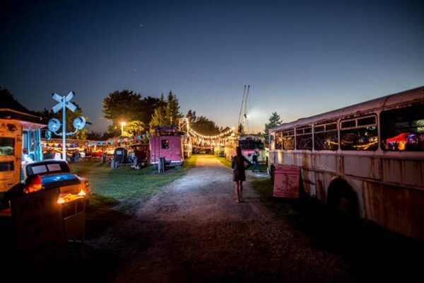 Kummardus filmikunsti ees