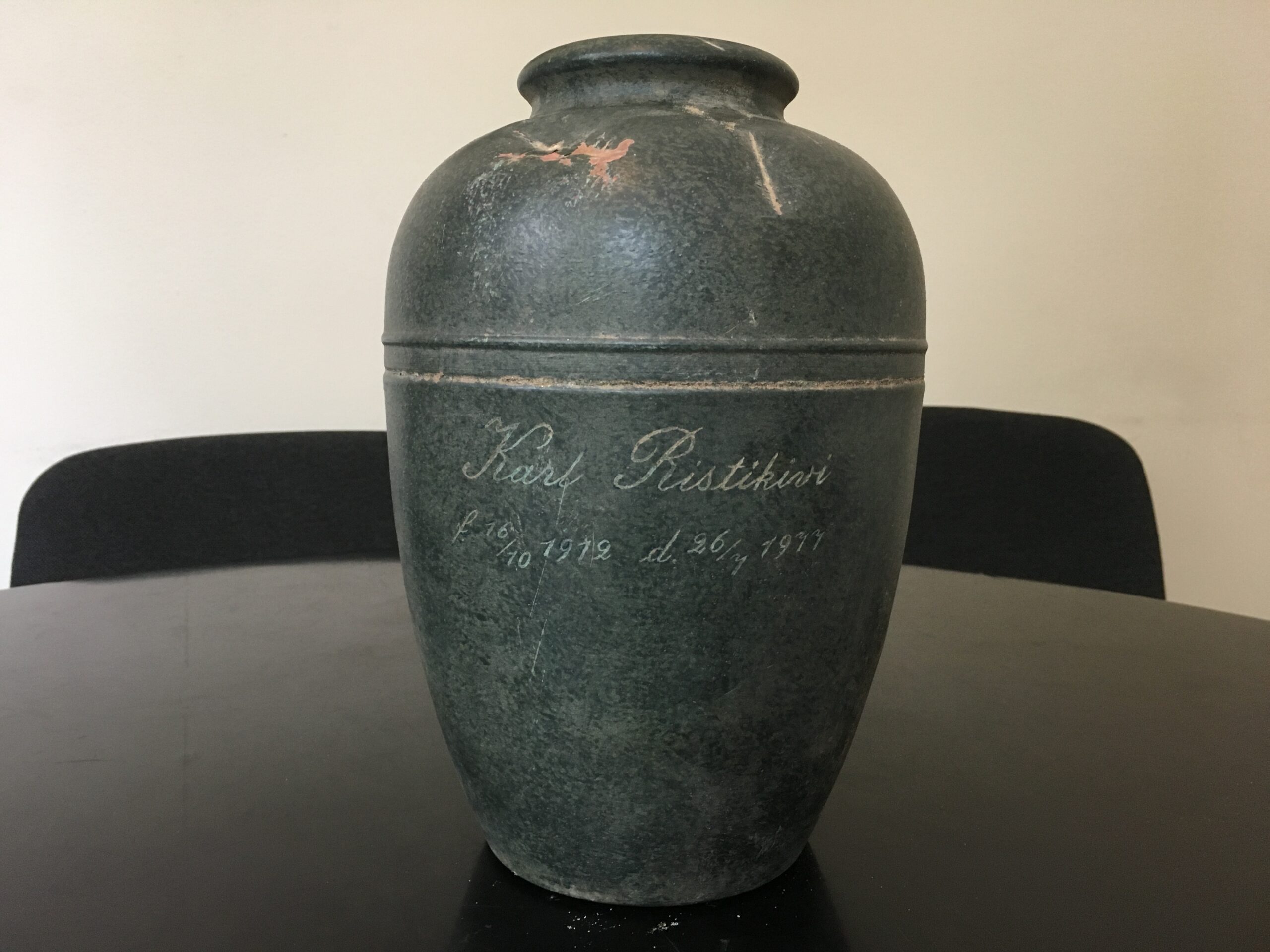 Karl Ristikivi põrm jõudis Eestisse