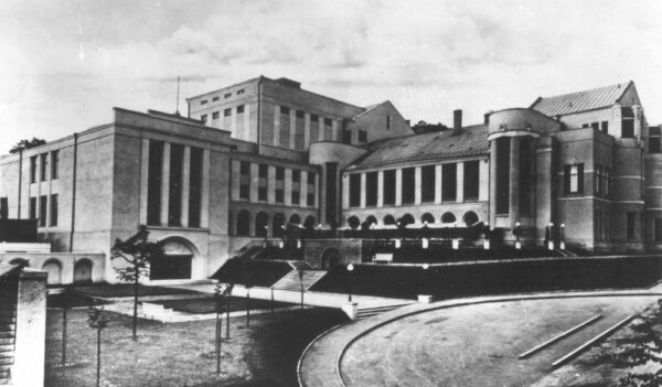 Tõnis Paberiti installatsioon Tartu Kunstimajas