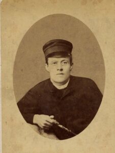 Läti Kirjandus- ja muusikamuuseum avab Tartus näituse “Eduards Veidenbaums – võimatu luuletaja”