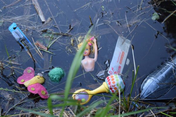 Euroopa Liit keelab &uuml;hekordsed plastesemed