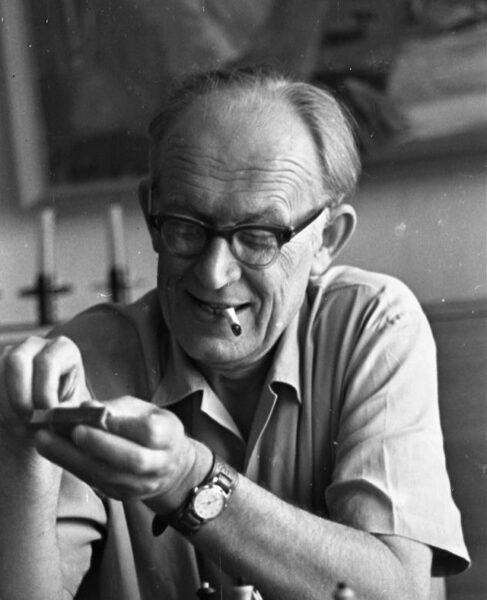 Uus &ndash; Asutati luulet&otilde;lke auhind