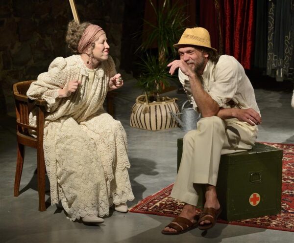 &Uuml;ksnurme Saara &uuml;ksildane elu