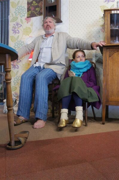 Inriid ja Toomas ehk  K&otilde;rge lagi ja p&otilde;hjata tool