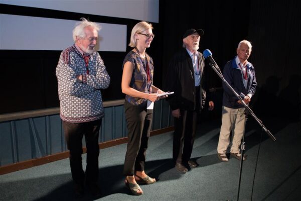 L&auml;&auml;nemere lained