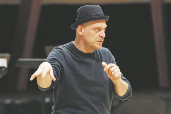 P&uuml;hendumus ja (vaimu)toit