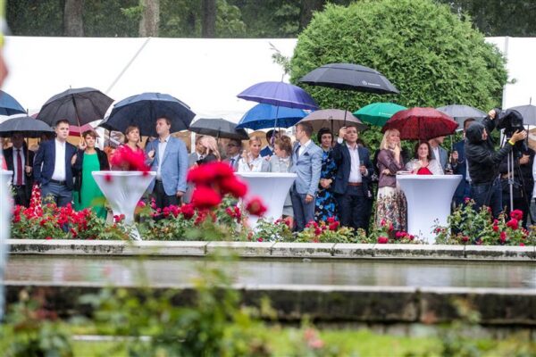 &Uuml;ks festival  &ndash; Festivaliloom