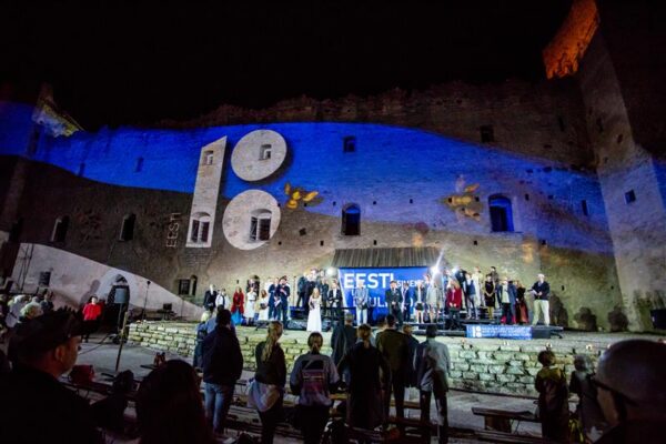 Aulak&otilde;ned ja aktuseluule ehk Miks paatos nii paha on?