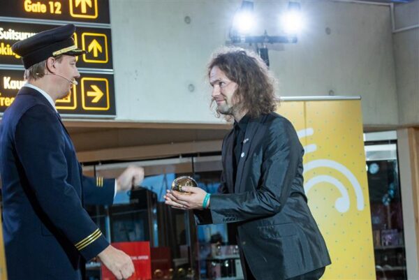 Kuidas muusika ja lennujaam ajavad &uuml;hte asja