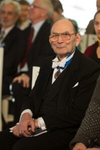 Akadeemik Jaan Einasto pälvib Tartu Ülikooli suure medali