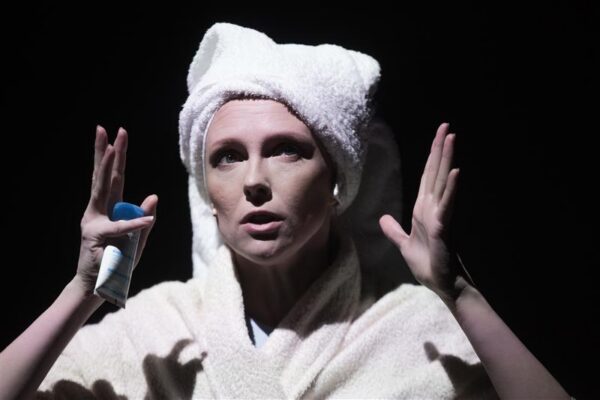 &bdquo;Mulholland Drive&ldquo;, &bdquo;Persona&ldquo; teine seeria