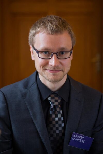 Rohelise m&otilde;tteviisiga materjaliteadlane