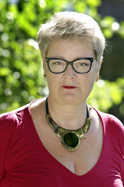 Helle Tiikmaa