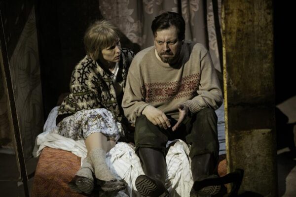 K&otilde;ige parem kom&ouml;&ouml;dia trag&ouml;&ouml;diate seas