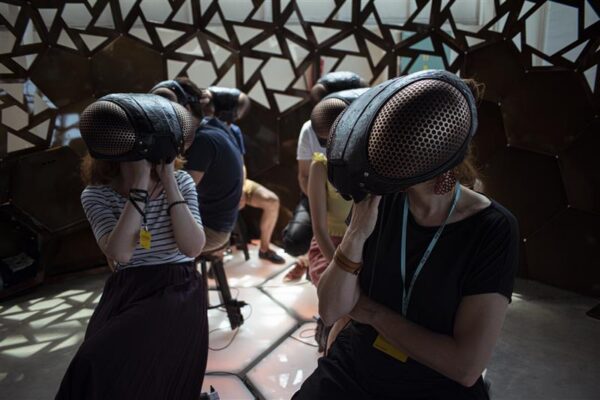 &bdquo;Siin ja praegu&ldquo; tehnoloogia surve all