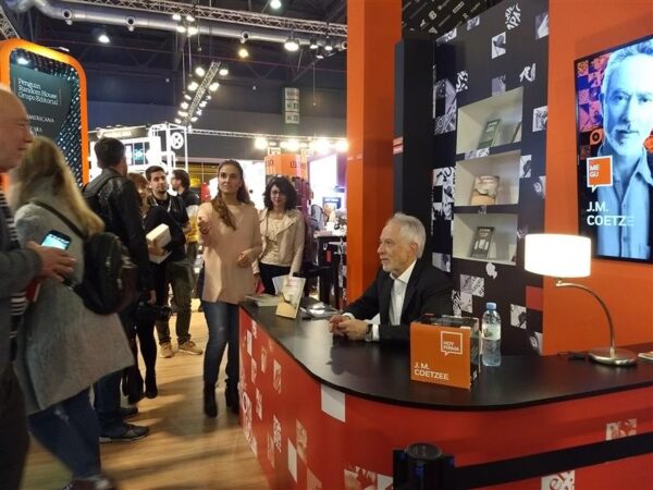 Kohtumine jumalusega: Elizabeth Costello juhtum