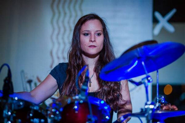 S&otilde;sar kasvas suurest vennast &uuml;le