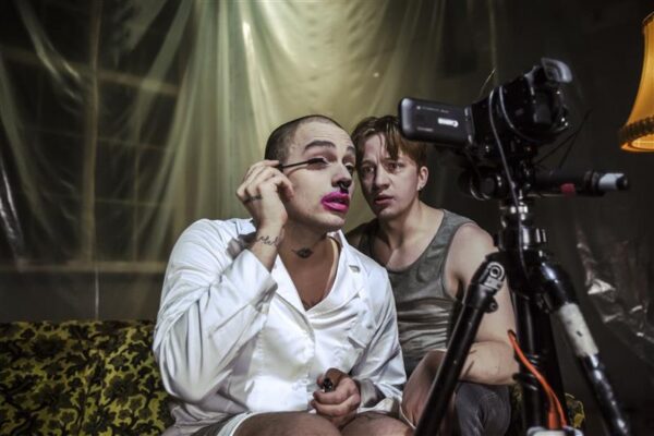 V&auml;givalla estetiseerimine on lavastaja otsus