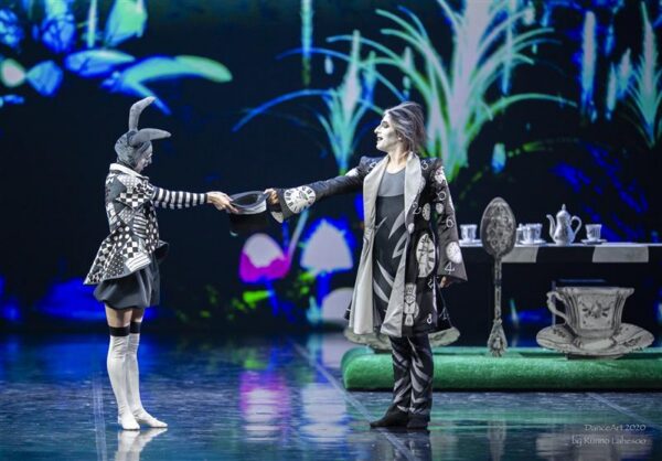 Alice’i retk teadlike maitsevääratuste maale