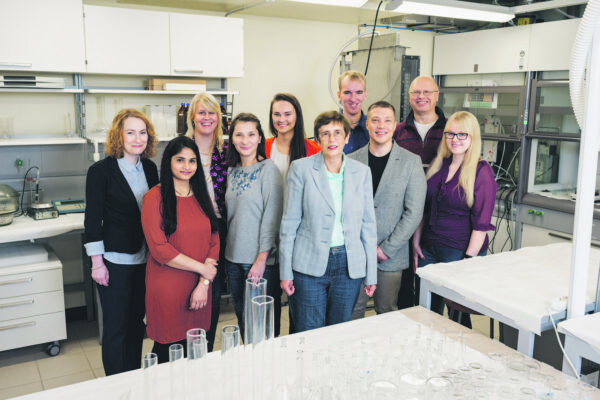 Teaduse aastapreemia – Eemaldades tõrvatilku meepotist