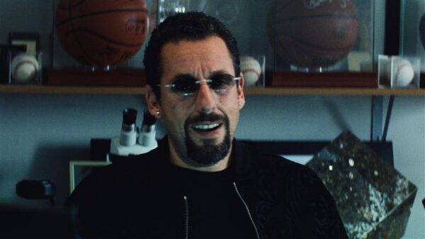 Lihvimata kalliskivid ja &uuml;hiskonda lihvivad m&otilde;juv&auml;ljad