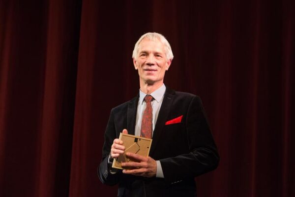 PEALELEND  &ndash; Rein Oja, Eesti Draamateatri juht