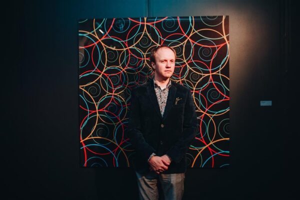 Helimegapolist vahemaandumiseta pildik&uuml;lla