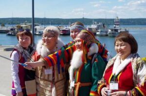 ERMi e-hõimuklubi: Soome-ugri rahvaste maailmakongressid eile ja täna