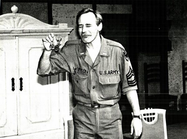 Harmooniline &otilde;nnelik inimene