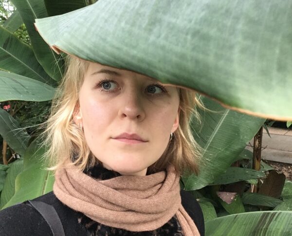 LILIAN HIOB, kuraator