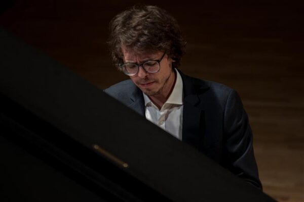 Suurejooneline malepartii