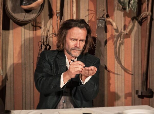 Eduard Vilde kodustamine