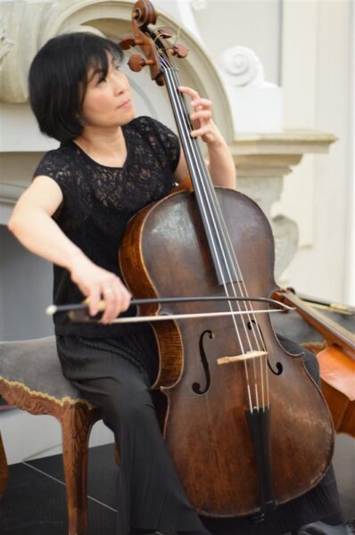 Vikerkaarev&auml;rviline muusika